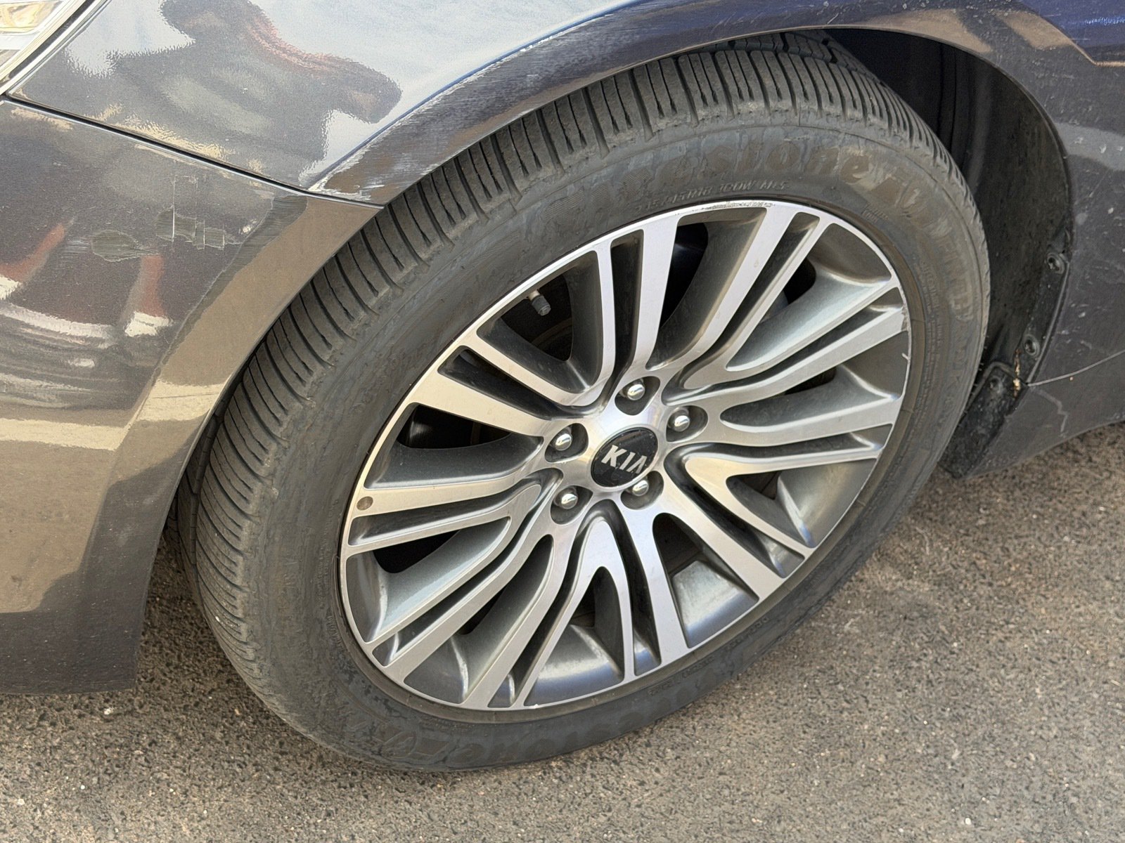 Used 2016 Kia Cadenza Premium w/ Luxury Plus Package FWD image 5