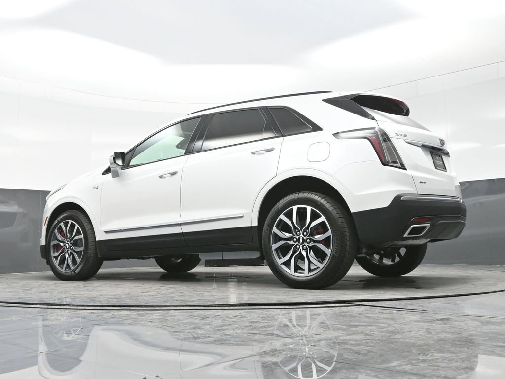 New 2025 Cadillac XT5 Sportv w/ LPO, Floor Liner Package image 25