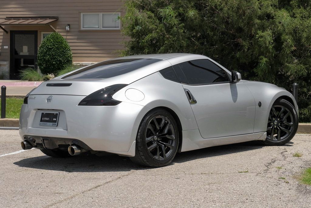 Used 2020 Nissan 370Z Coupe image 6