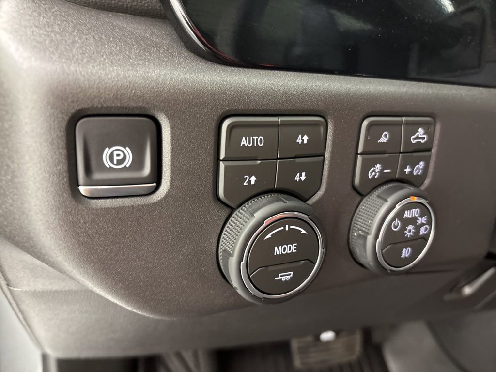 Used 2026 Chevrolet Silverado 1500 LT Trail Boss w/ LT Trail Boss Premium Package image 36