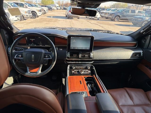 Used 2018 Lincoln Navigator Reserve w/ Technology Package image 20