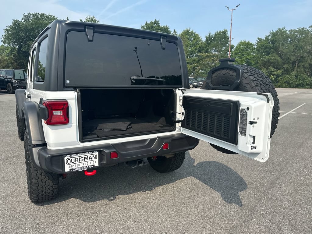 Used 2025 Jeep Wrangler Unlimited Rubicon AWD/4WD image 31