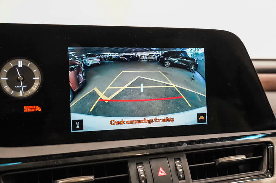 Used 2024 Lexus ES 300h w/ Premium Package FWD image 26