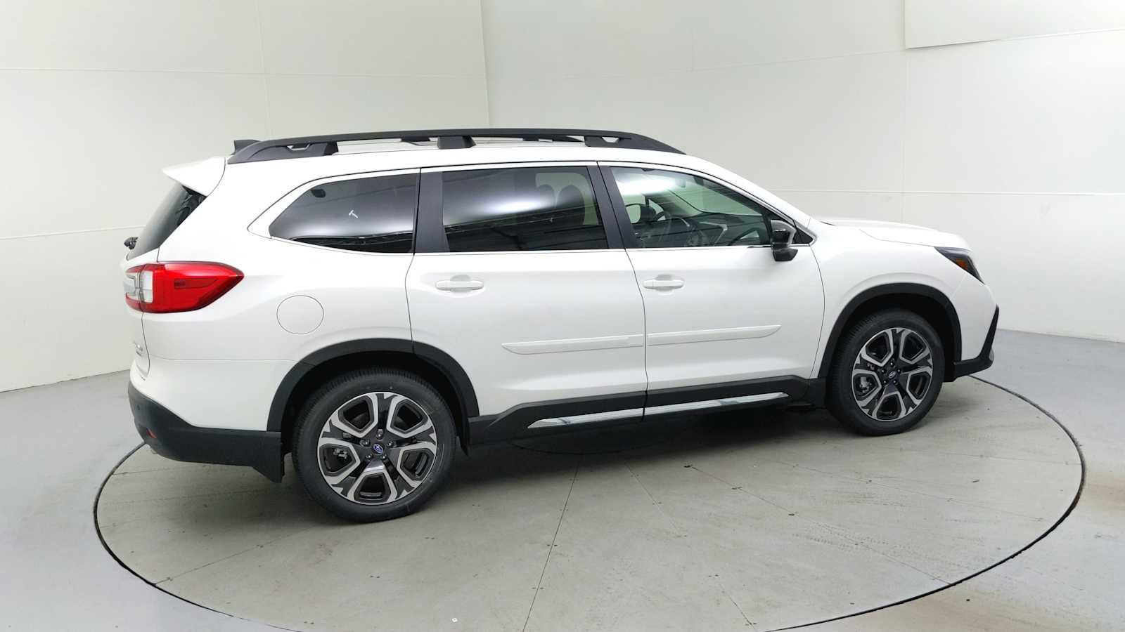 New 2025 Subaru Ascent Limited image 11