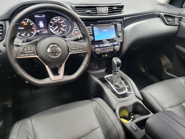 Used 2017 Nissan Rogue Sport SL w/ SL Premium Package image 35