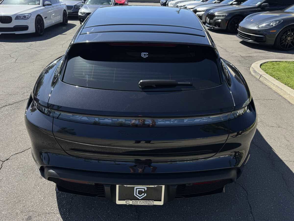 Used 2023 Porsche Taycan GTS AWD/4WD image 5