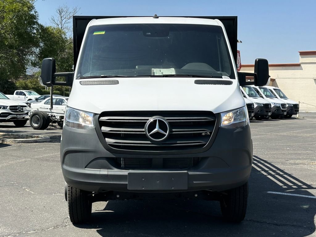 Used 2023 Mercedes-Benz Sprinter 3500 image 12