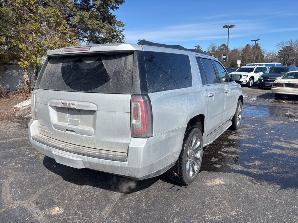 Used 2019 GMC Yukon XL SLT w/ Open Road Package image 6