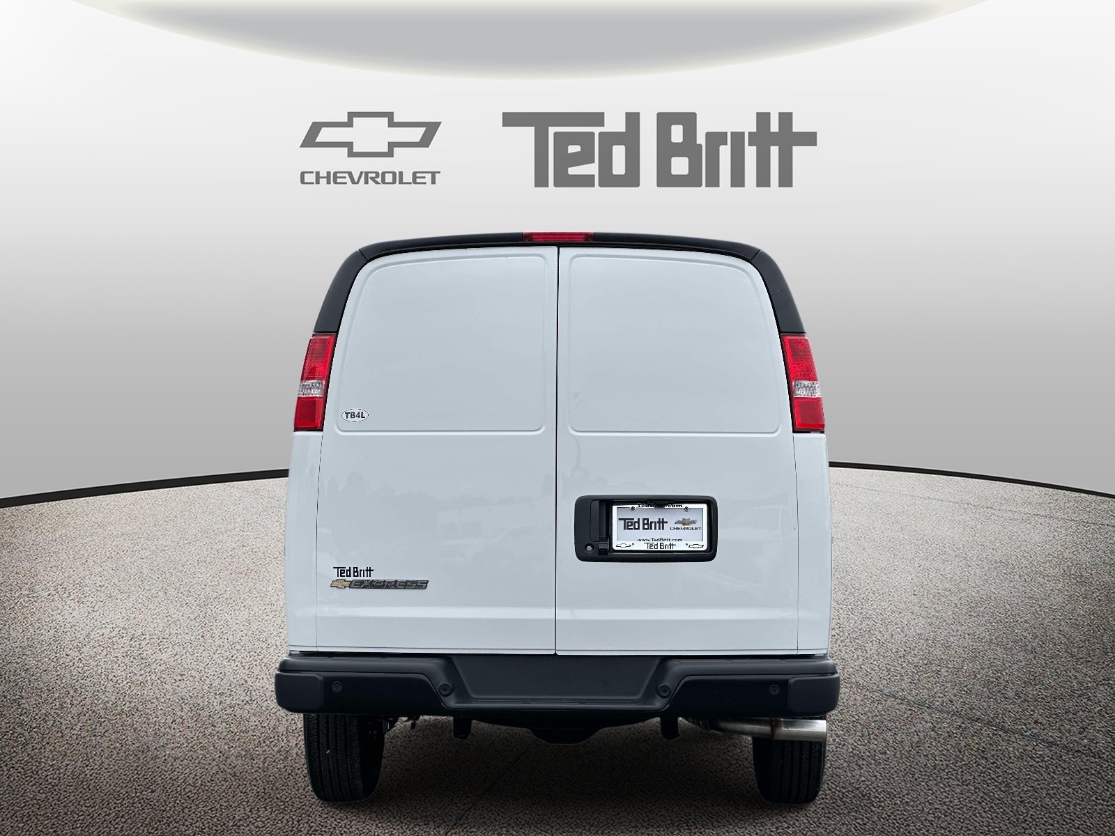 New 2026 Chevrolet Express 2500 w/ Safety Package RWD image 5