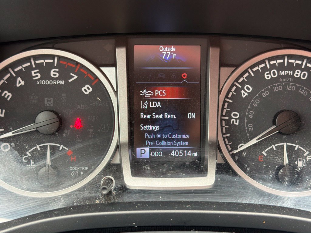 Used 2023 Toyota Tacoma SR5 w/ Technology Package RWD image 3