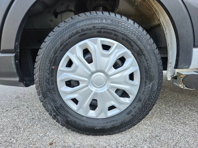 Used 2025 Ford Transit 250 Low Roof w/ Exterior Upgrade Package RWD image 23
