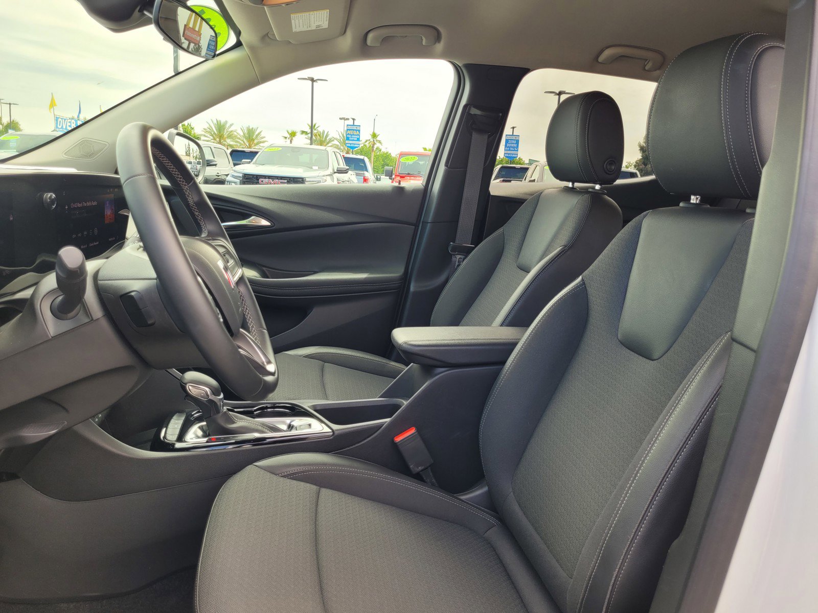 Used 2025 Buick Encore GX Preferred FWD image 10