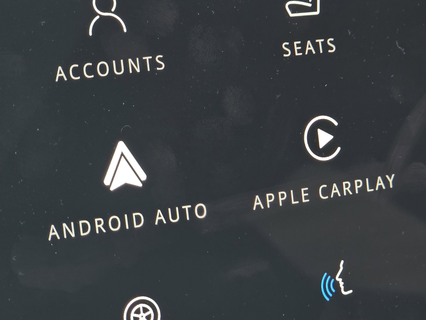 Used 2023 Jaguar F-PACE SVR image 16