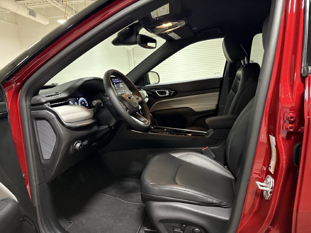 New 2026 Jeep Compass Limited AWD/4WD image 19