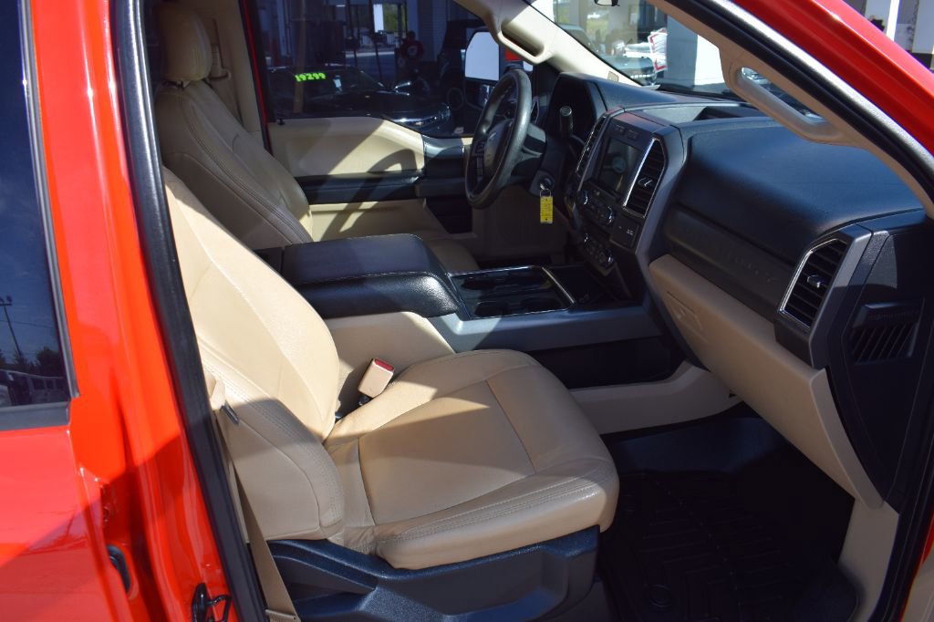Used 2017 Ford F250 XLT w/ XLT Premium Package AWD/4WD image 13