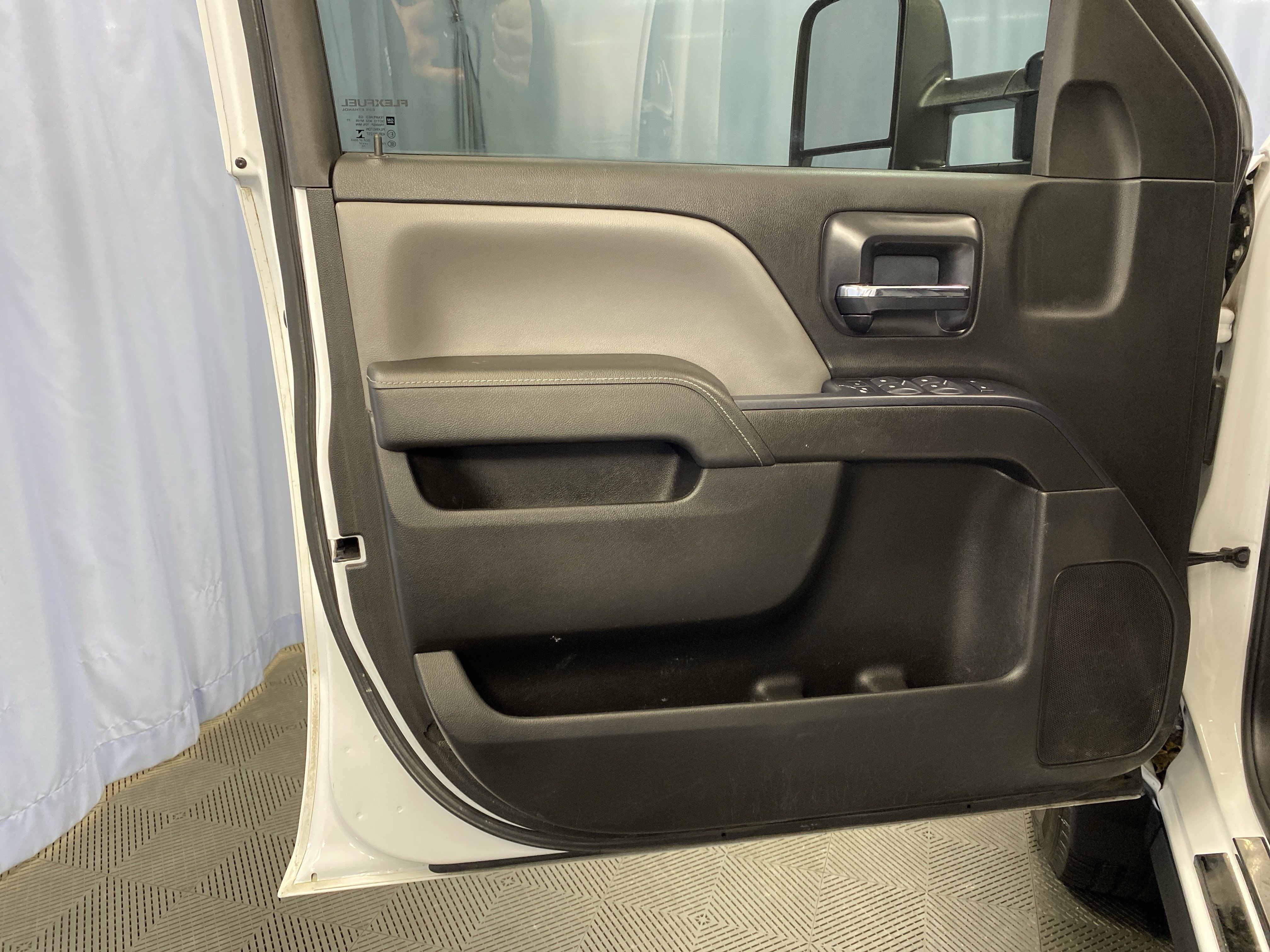 Used 2015 Chevrolet Silverado 2500 W/T image 12