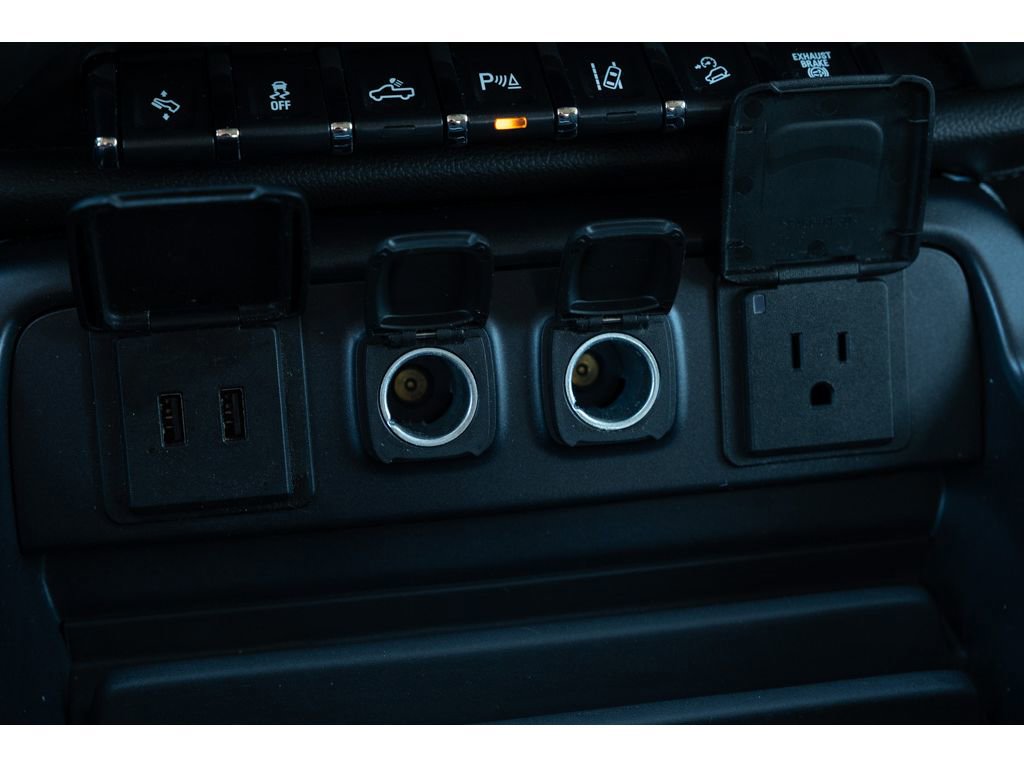 Used 2018 Chevrolet Silverado 2500 LTZ w/ Duramax Plus Package image 25