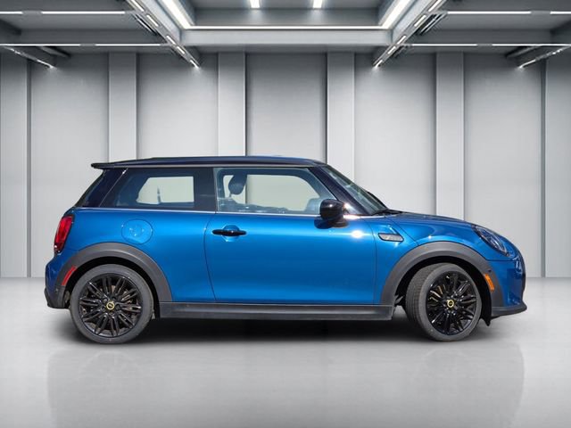 Used 2023 MINI Cooper SE FWD image 3