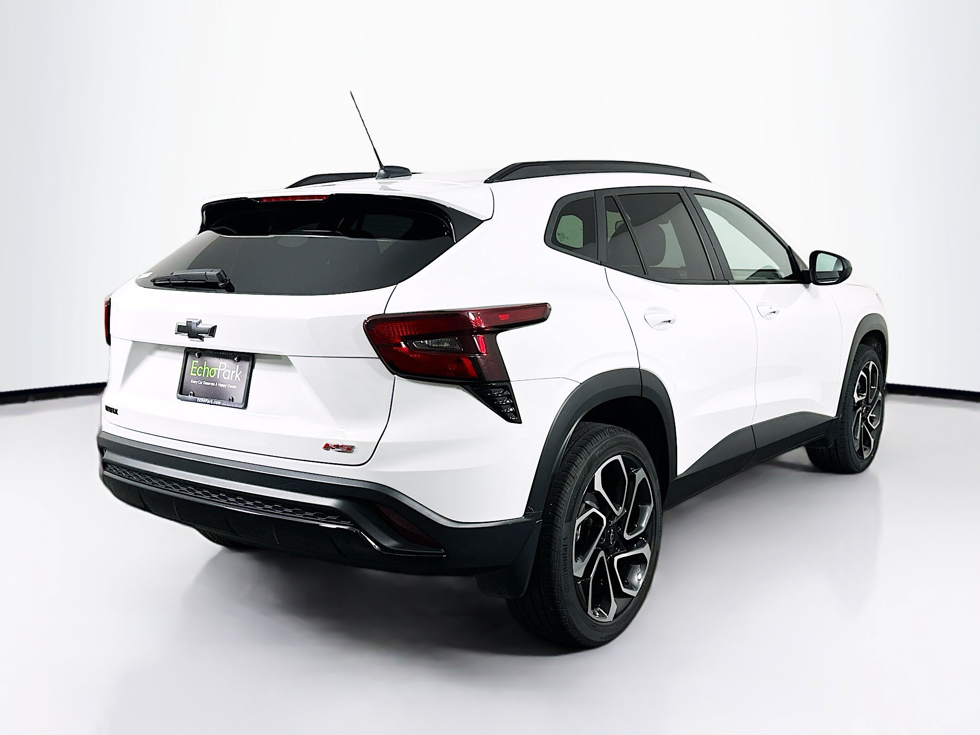 Used 2024 Chevrolet Trax RS FWD image 9