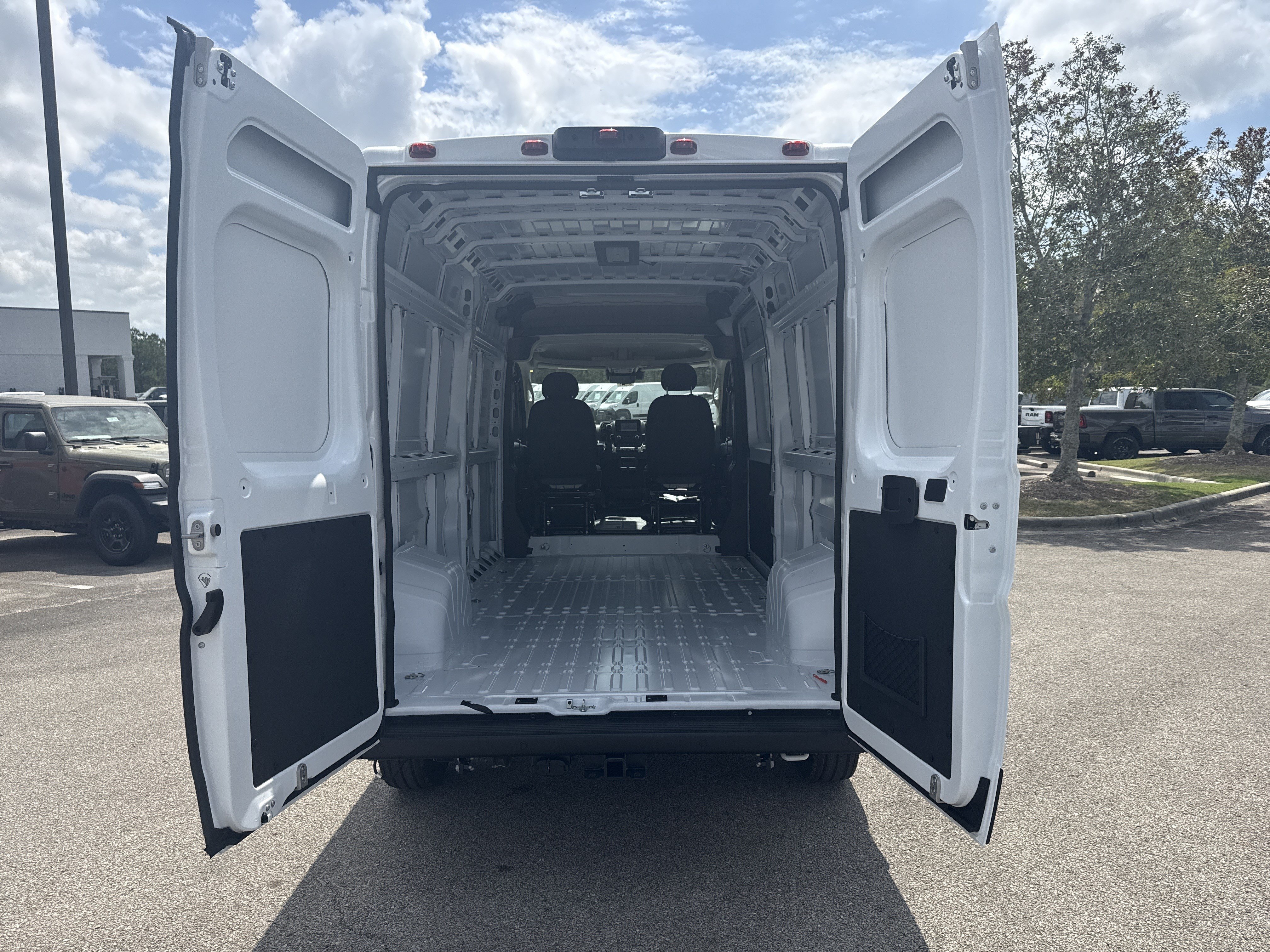 New 2026 RAM ProMaster 2500 w/ Safety Group FWD image 20