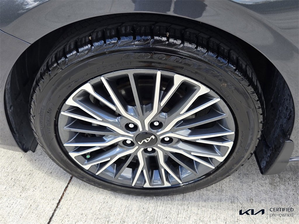 Certified 2022 Kia Forte GT-Line w/ GT-Line Technology Package image 10