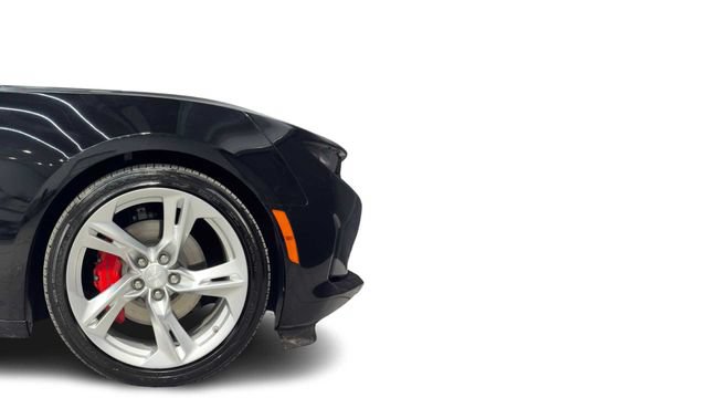 Used 2024 Chevrolet Camaro LT w/ Technology Package RWD image 11