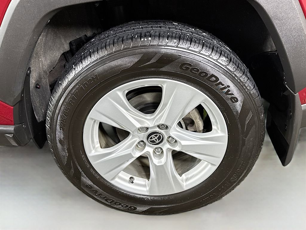 Certified 2021 Toyota RAV4 XLE w/ Convenience Package image 35