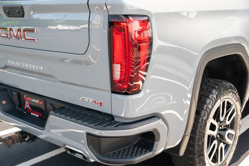 Used 2025 GMC Sierra 1500 AT4 w/ AT4 Premium Package AWD/4WD image 13