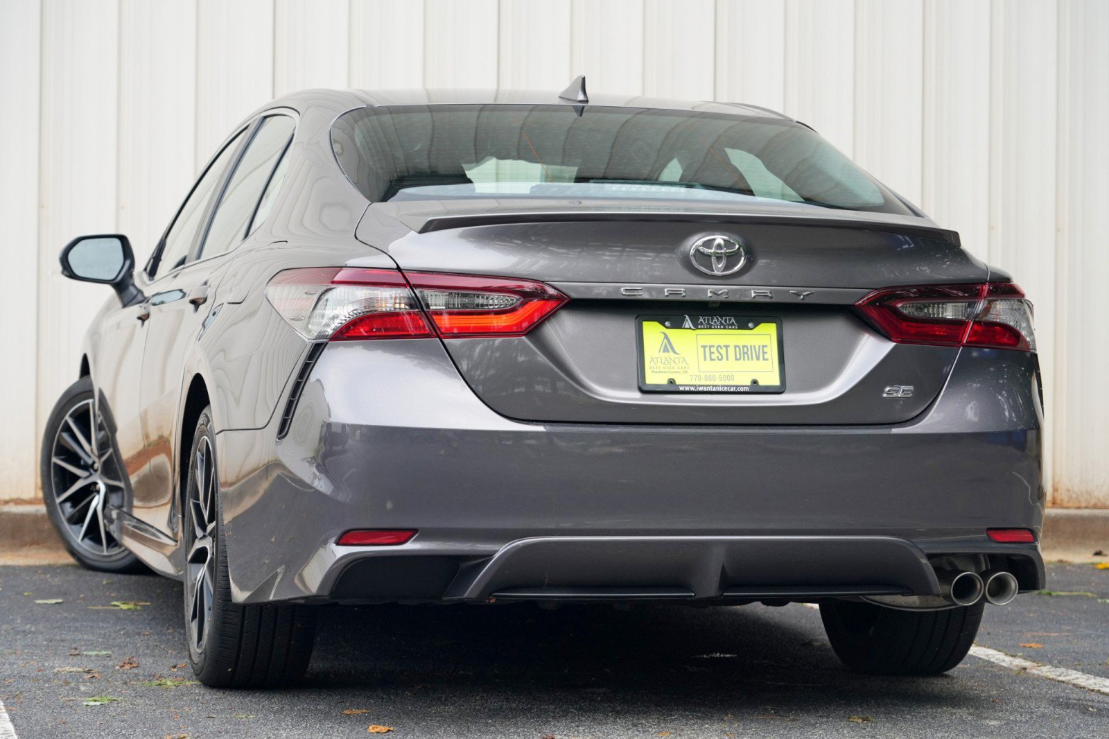 Used 2024 Toyota Camry SE FWD image 5