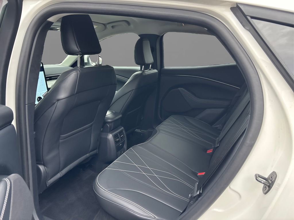 Used 2022 Ford Mustang Mach-E Select image 10
