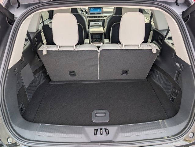 New 2026 Lincoln Aviator Reserve image 14