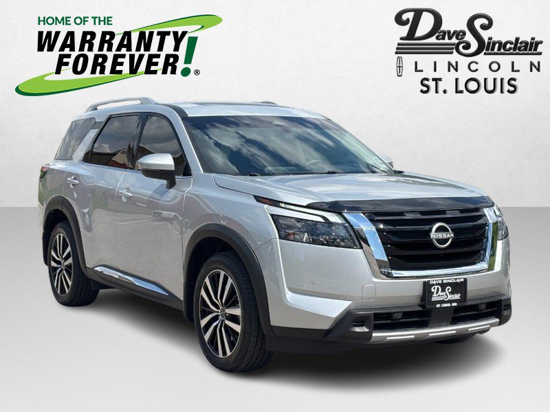 Used 2025 Nissan Pathfinder Platinum w/ Cargo Package