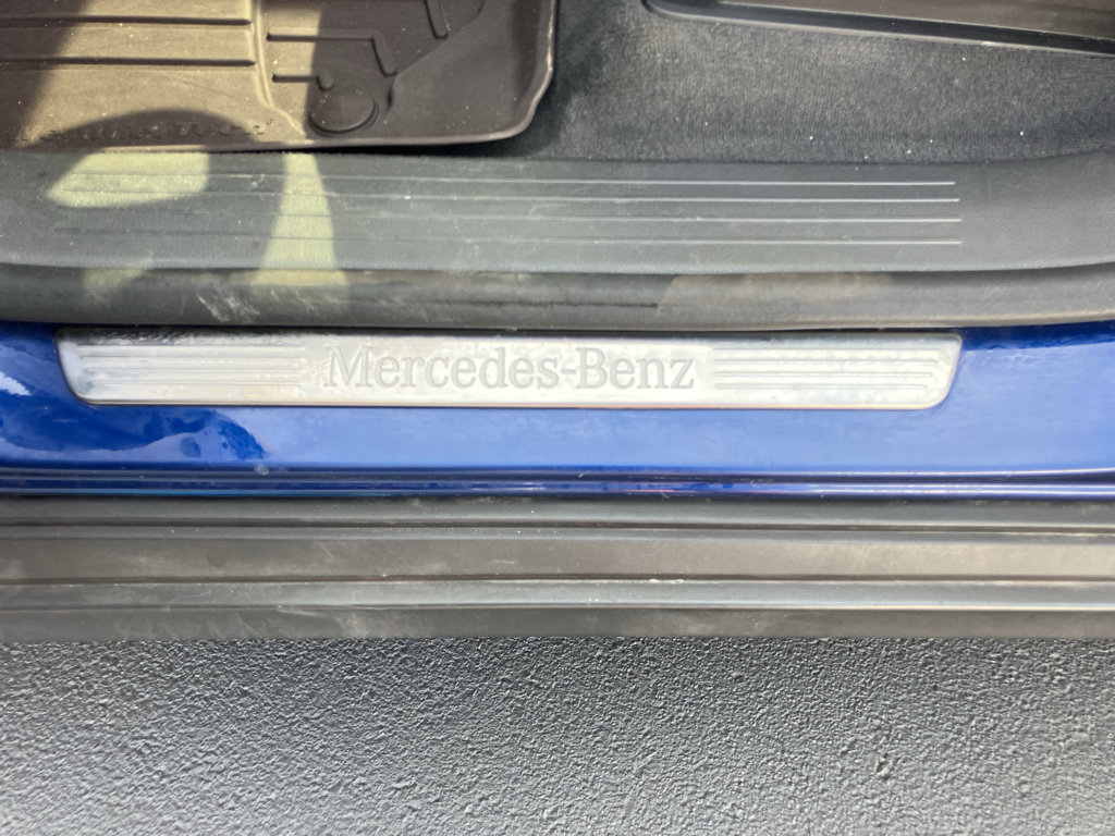 Used 2020 Mercedes-Benz GLE 350 4MATIC image 33