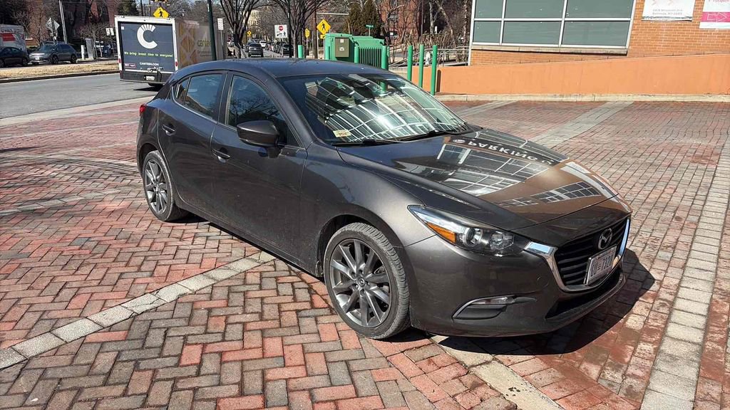 Used 2018 MAZDA MAZDA3 Touring image 1