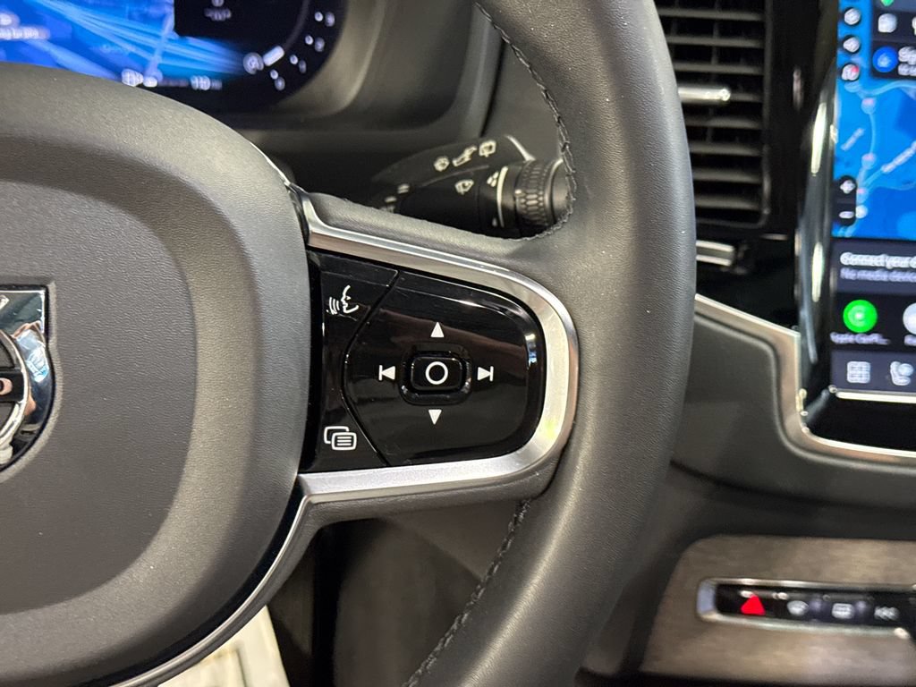 Certified 2024 Volvo XC90 B6 Ultimate w/ Lounge Package AWD/4WD image 13