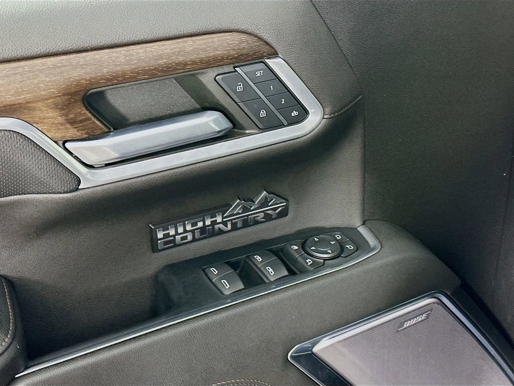Used 2022 Chevrolet Silverado 1500 High Country w/ High Country Premium Package image 24