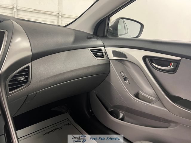 Used 2013 Hyundai Elantra GLS FWD image 39