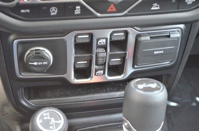 New 2025 Jeep Wrangler Sahara image 27