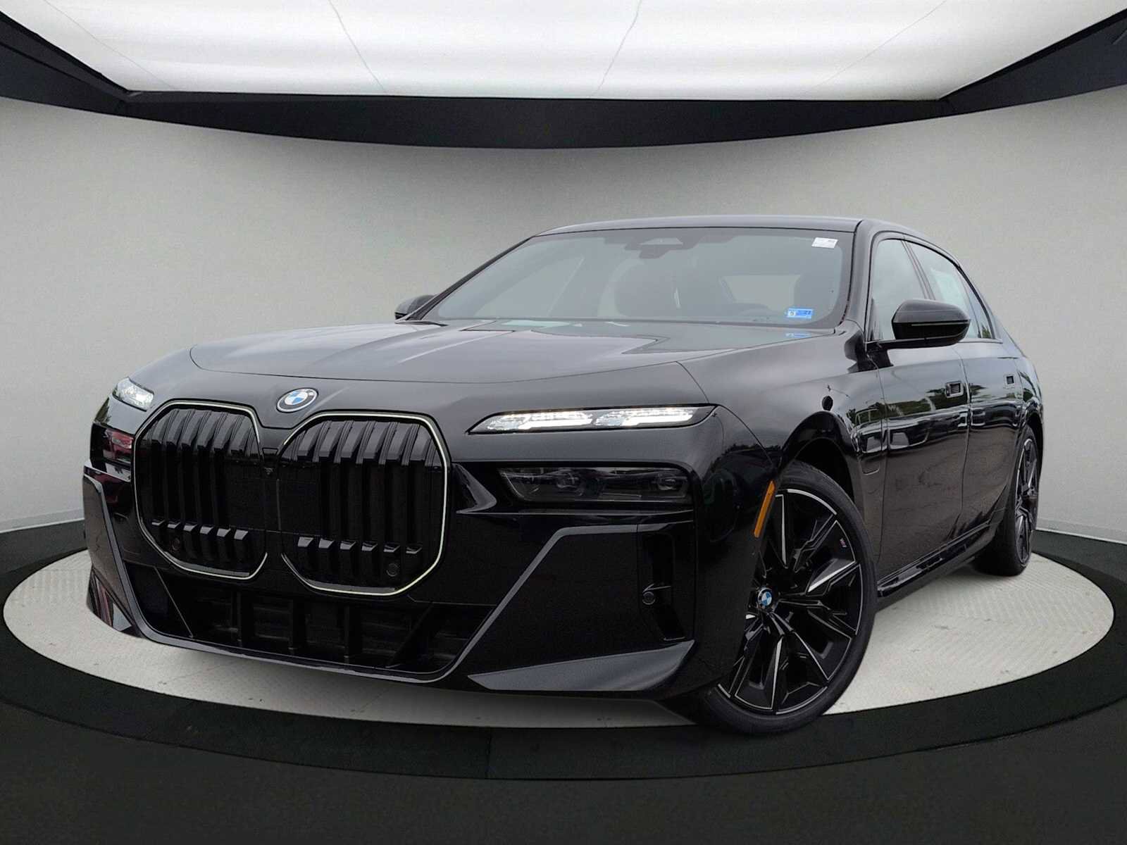 New 2026 BMW 750e xDrive w/ Executive Package