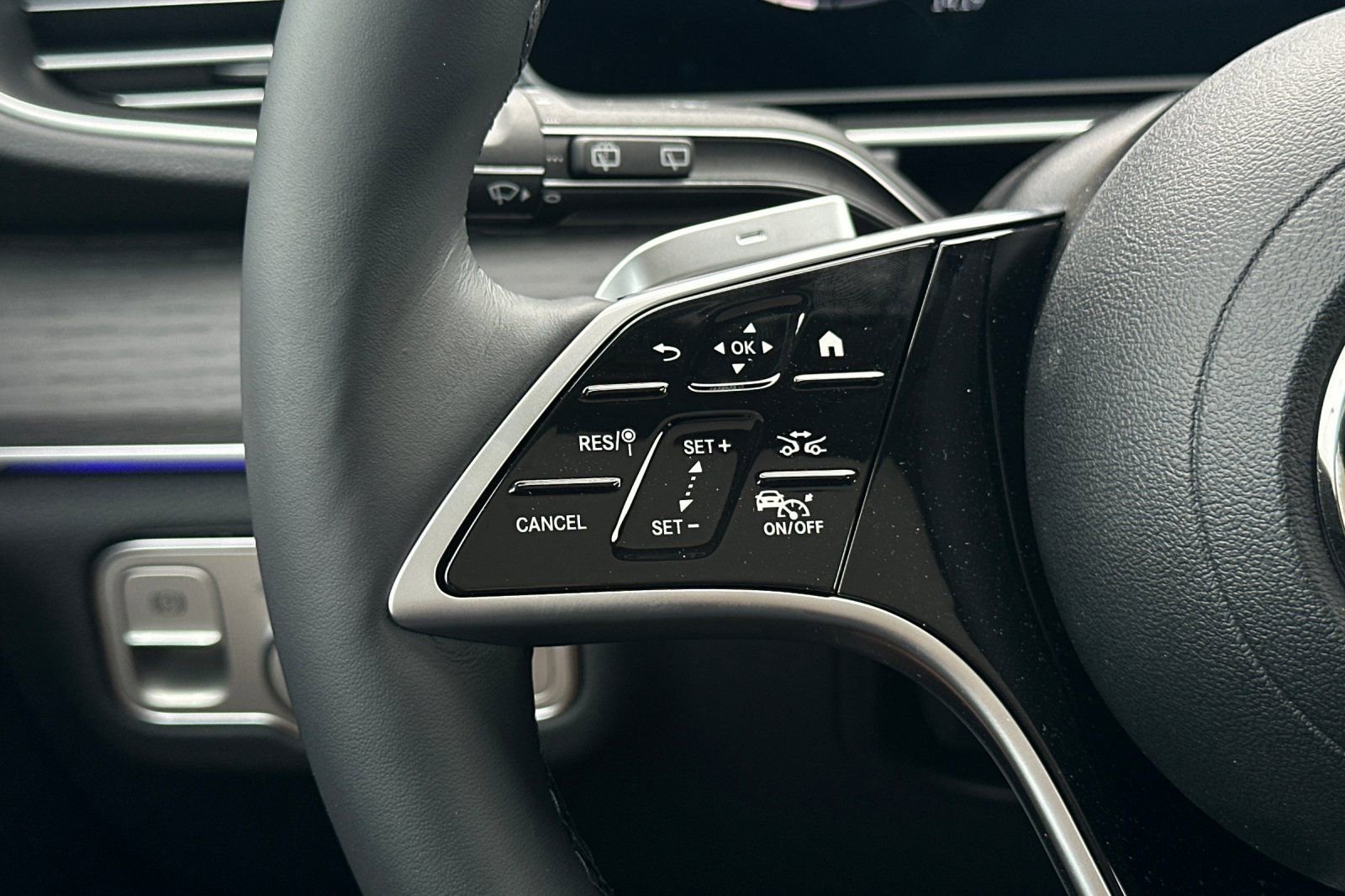 New 2025 Mercedes-Benz GLE 350 4MATIC image 26