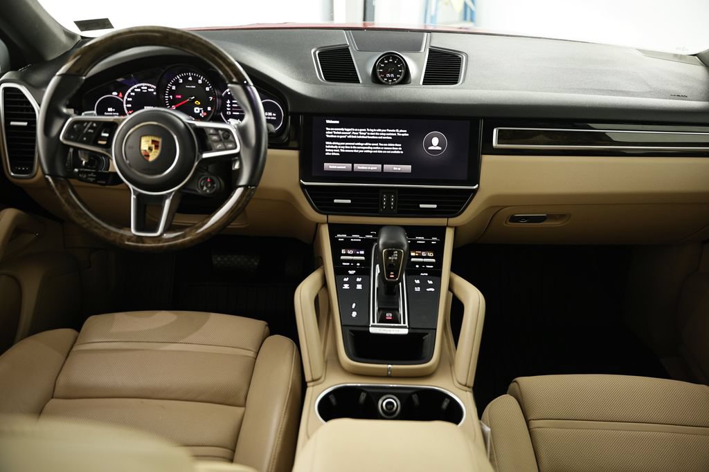 Certified 2023 Porsche Cayenne Coupe AWD/4WD image 23