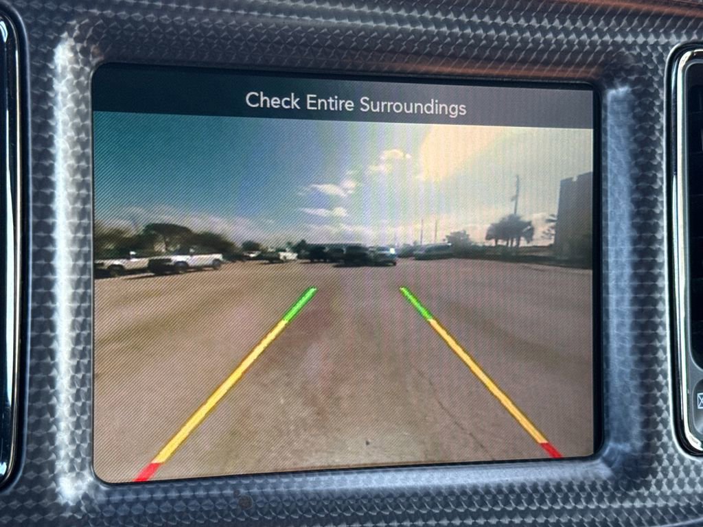 Used 2016 Dodge Challenger SRT Hellcat image 21