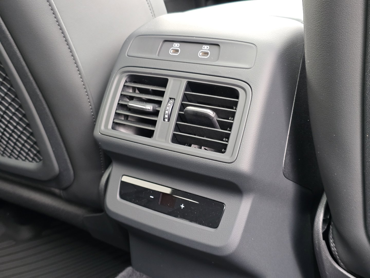 New 2026 Audi SQ5 Premium Plus image 35