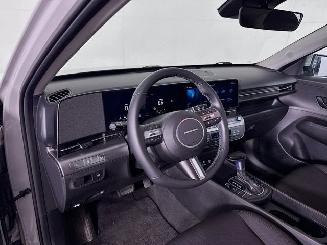 Used 2024 Hyundai Kona SEL AWD/4WD image 9