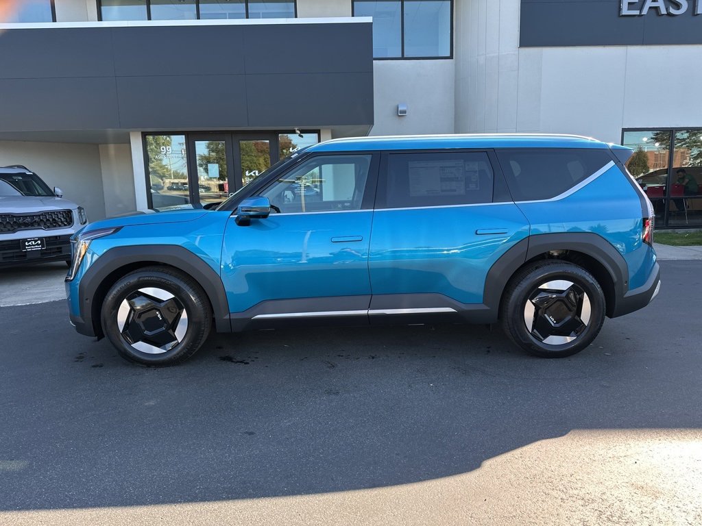 New 2026 Kia EV9 Wind video 2