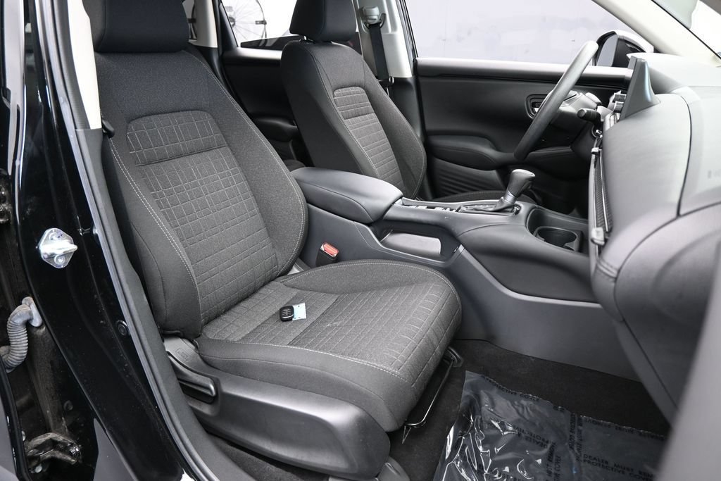 Used 2025 Honda HR-V LX image 45