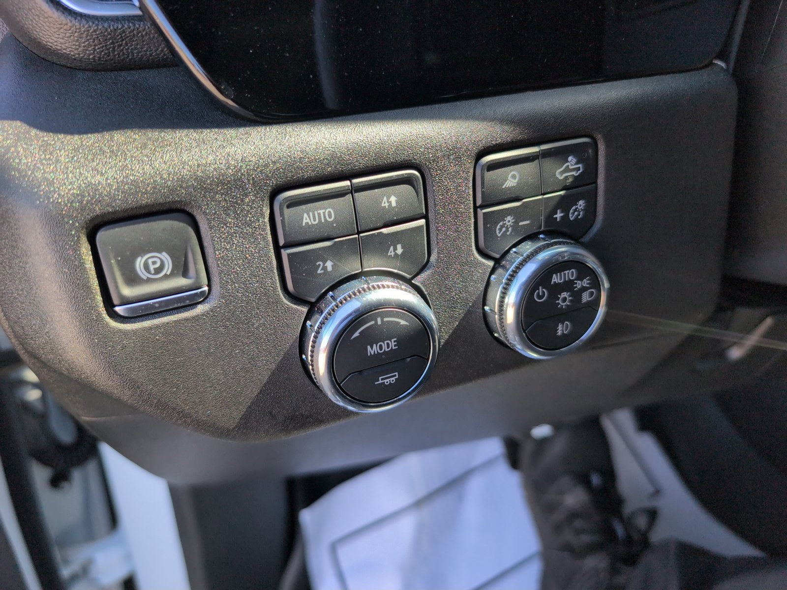 Used 2025 GMC Sierra 1500 Elevation w/ Elevation Premium Package image 22