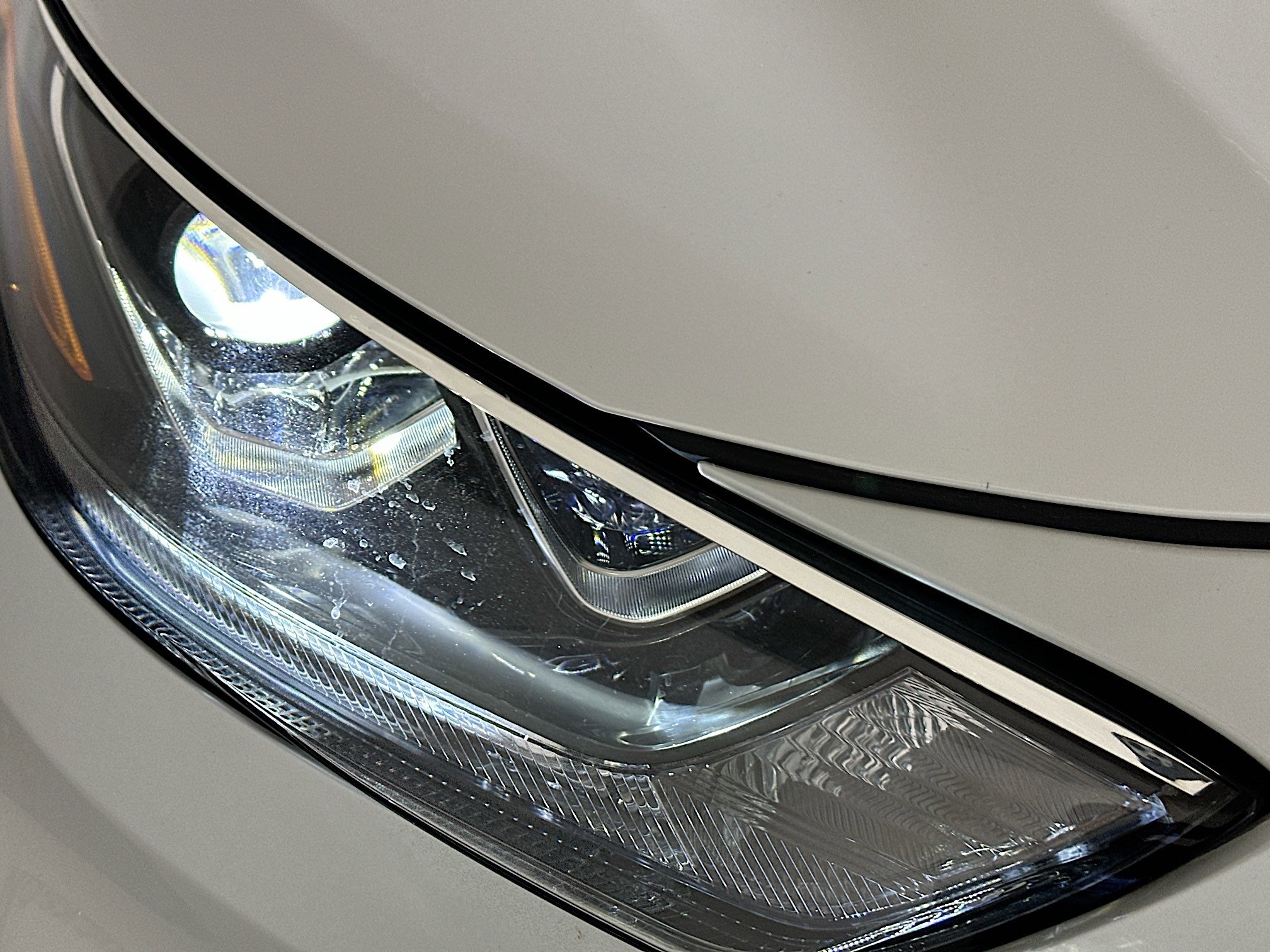 Used 2025 Toyota Highlander Platinum image 9