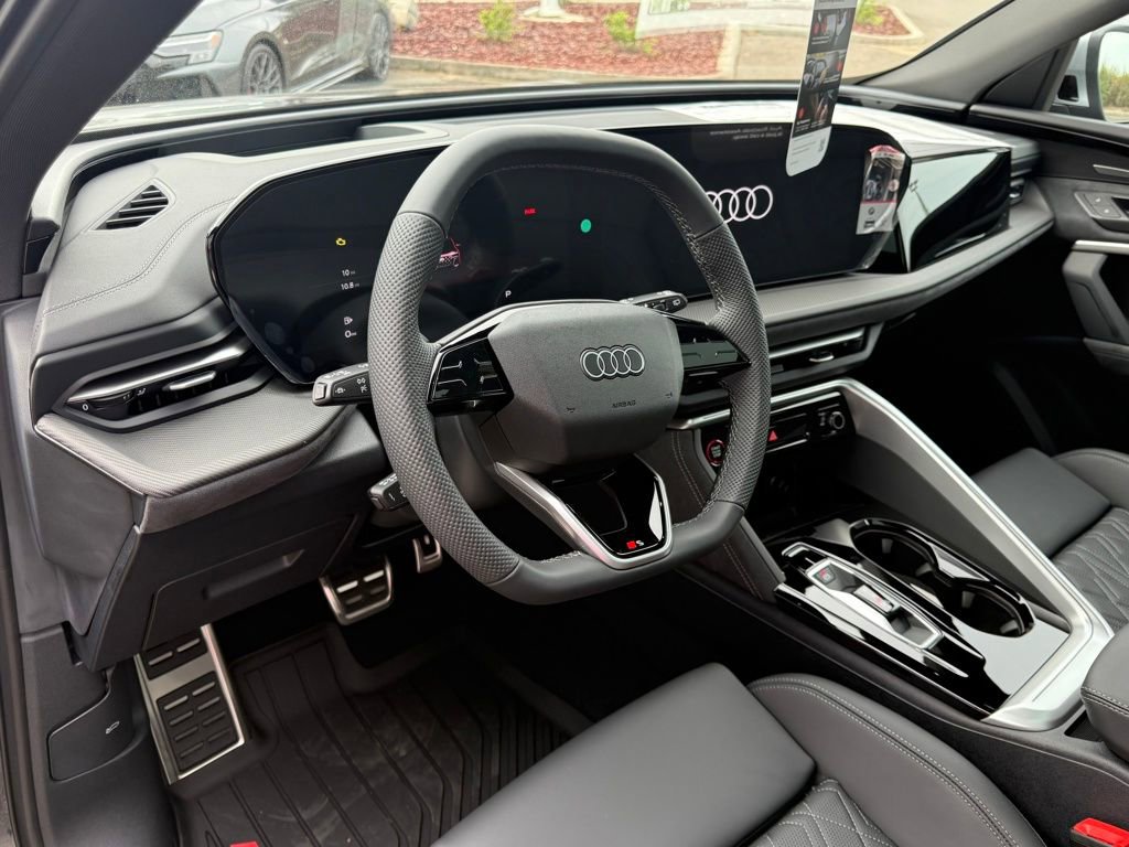 New 2025 Audi SQ5 Premium Plus image 11