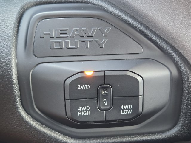 Used 2026 RAM 2500 Laramie AWD/4WD image 27